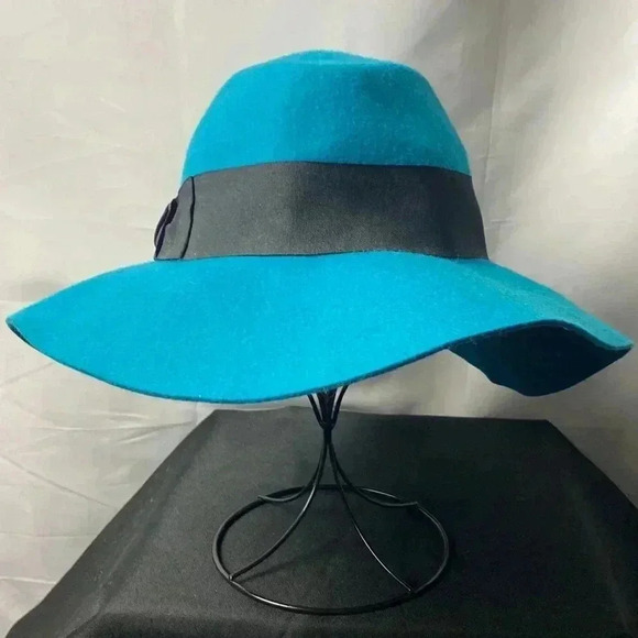 KIRNA ZANETE AT TARGET WOMENS TEAL 100% WOOL HAT BLACK RIBBON BAND  CLEAN - Picture 2 of 9